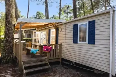 Image de Mobil-home | Classic | 2 Ch. | 4/6 pers. | Terrasse surélevée | Tv