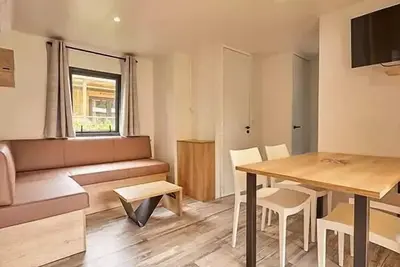 Image de Mobil-home | Premium Exclusive | 3 Ch. | 6 pers. | Terrasse surélevée | A/C | Tv
