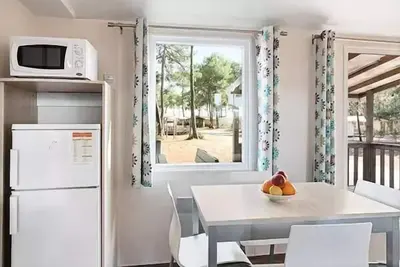 Image de Mobil-home | Classic | 2 Ch. | 4/6 pers. | Terrasse surélevée