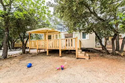 Image de Mobil-home | Premium | 3 Ch. | 6 pers. | Terrasse surélevée | A/C