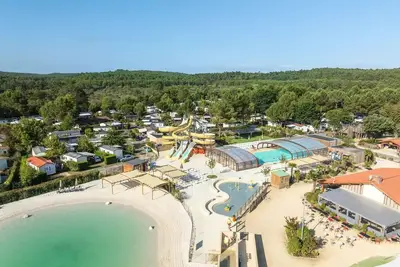 Image de Mobil-home | Comfort | 2 Ch. | 4/6 pers. | Terrasse surélevée | A/C