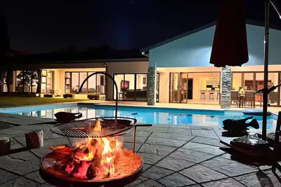 Image de Big Family Home Pool • Solar • Space to breathe