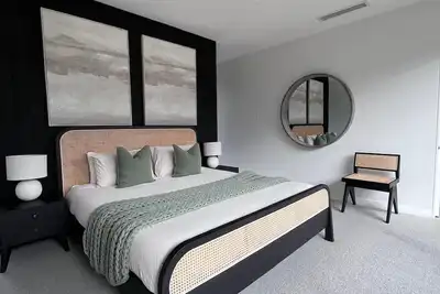 Image de Wamo Shack - Stunning new build on 100 acres. . . walking distance to wineries! !