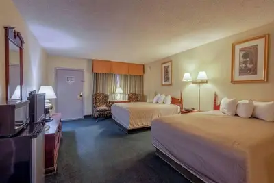 Image de Stay w/ Microwave & Fridge Near Downtown Gallup & Route 66 – Quick 10 Min Drive