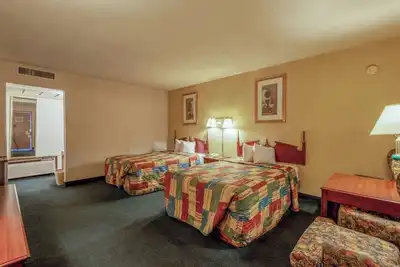 Image de Clean, Accessible Room for Your Trip Through Gallup City & Route 66 Sights