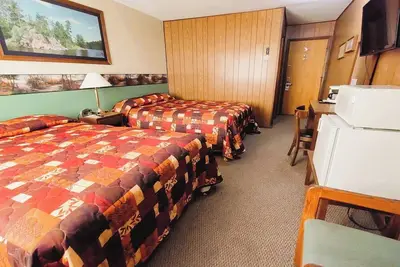 Image de Pet-Friendly Spot Close to Canoeing Destinations on Rainy River