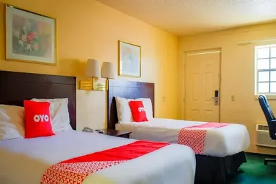 Image de Hidden Gem With Parking Close To Restaurants And Outdoor Walks