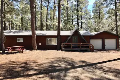 Image de Cozy 3-Bedroom Cabin Just Minutes from Fossil Creek
