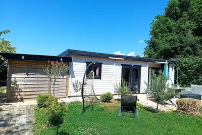 Image de La Belle brune (avec jaccuzi)