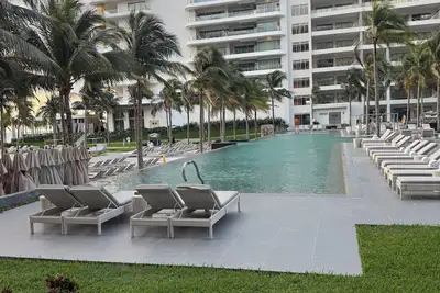 Image de 5 Diamond Resort in beautiful Cancun, rest and enjoy!