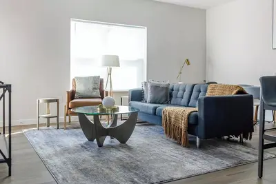 Image de Landing | Amazing 2bd, Pool, Courtyard