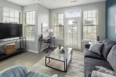 Image de Landing | Spectacular 3bd, Pool, Gym