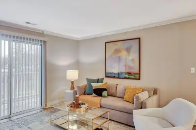 Image de Landing | Beautiful 2bd, Pool, Clubhouse