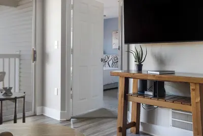 Image de Landing | Stunning 2bd, Gym, Pool