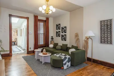 Image de Blue on Sixth - Oregon District