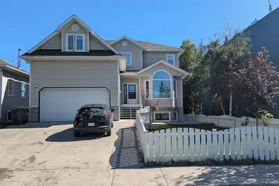 Image de The Niven Nook - Cozy Basement Suite with Private Entrance and Porch