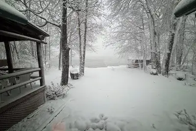 Image de Calm Waters Cabin: Relax-sauna & jacuzzi tub Recreate-water & snowmobile trials