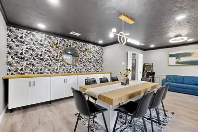 Image de Spacious 5-bedroom house in wonderful Richardson with Arcade Games