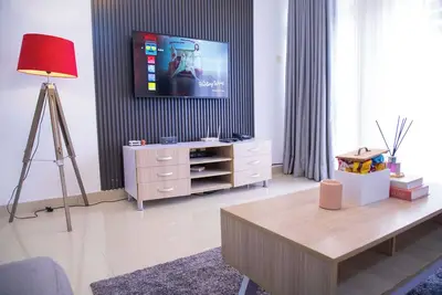 Image de 2br Apt | 24-7 Power, Free Wifi, Gated Estate in Lekki