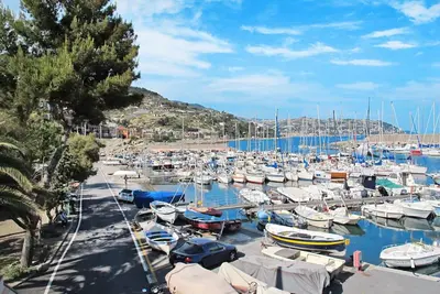 Image de Joli appartement pour 4 personnes avec climatisation, Wifi, balcon et animaux admis