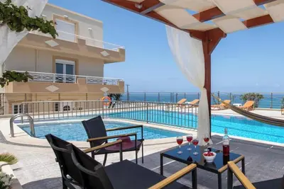 Image de Appartement 'Rez-de-chaussée' avec vue sur la mer, Wi-Fi et climatisation