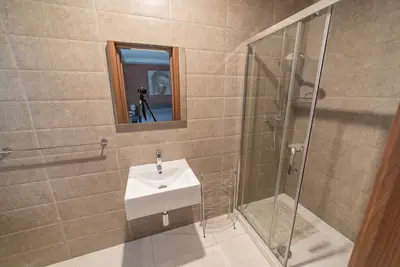 Image de Modern & Charming 1-Bedroom flat in Gzira Jvas1-1