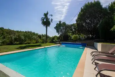 Image de Maison avec Piscine Privée et Wifi en Dordogne