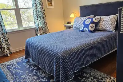 Image de Charming 3 bedroom house in Two Rivers- Steps from Lake Michigan. Move in ready