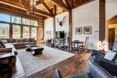 Image de Breckenridge 87 - Sept Chambres Villa, Couchages 16