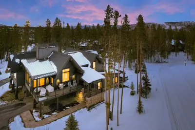 Image de Breckenridge 88 - Quatre Chambres Villa, Couchages 11