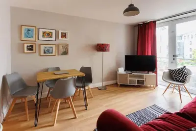 Image de Appartement-Salle de bain privée séparée-Balcon-Co