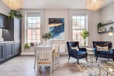 Image de Supérieure-2 bedroom-Appartement-Salle de bain pri