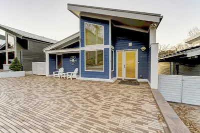 Image de The Hummingbird: Modern North Shore Home w/ Fire Pit & Walk to Coolidge Park