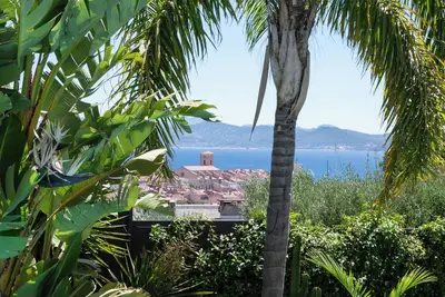 Image de Villa, piscine, jardin, parking, clim centre ville et plages