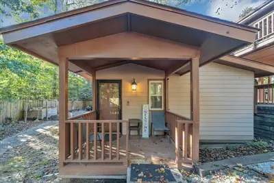 Image de Beautiful Cottage - Pet Friendly