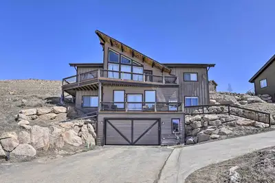 Modern Mountain House < 2 Mi to Granby Ranch! Panoramic Views!