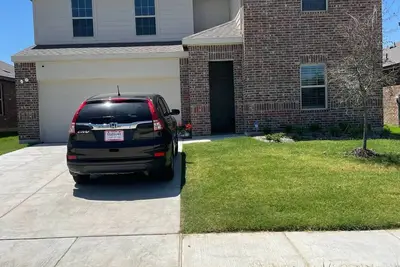 Image de Charming 2 bedrooms in a private upstairs loft with Hvac and free Wifi.