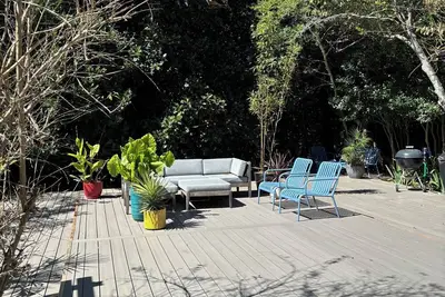 Modern, serene  luxury in 5 points with pool, sleeps 8