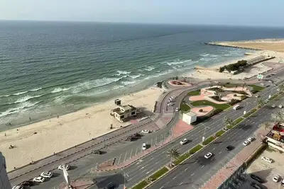 Image de Elegant Beachfront Seaview Apartment in Ajman