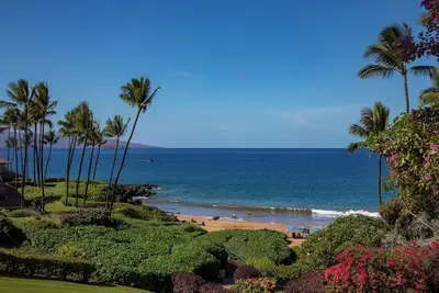 Image de Beachfront Condo - Location, Location, Location