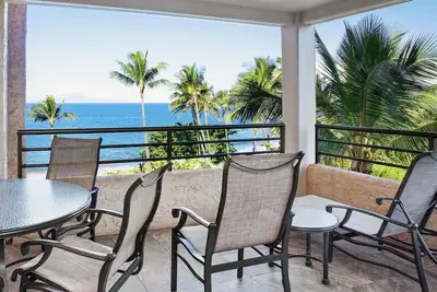 Image de Recently Renovated - Iconic Ocean Views | Polo Beach 609