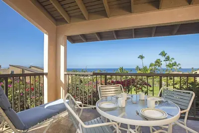 Image de Elevated Ocean Views | Walk to the Beach