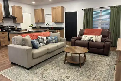 Image de Chuck’s Casa spacious 3 Br 2 Bath near Palo Duro Canyon and Wt