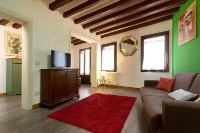 Image de San Marco heart - 2 rooms two steps from the square