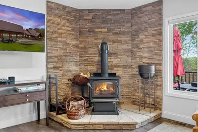 Image de Mountain Escape w Private Suite Modern Comforts