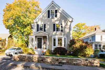 Image de Antique Charmer | Downtown Kbk