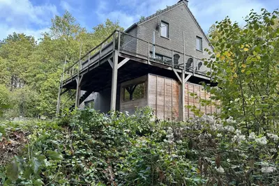 Image de Villa spacieuse dans les verts avec sauna