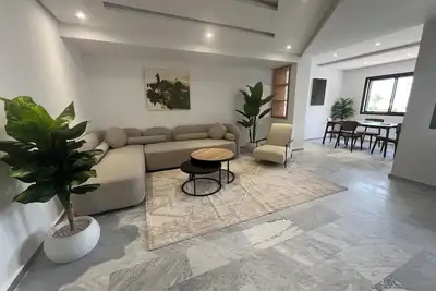 Image de 3-bedroom apartment in soothing Hassan Tower