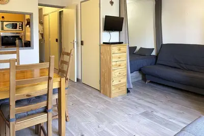 Image de Studio spacieux 6 pers au centre des Orres avec accès skis aux pieds et Wifi