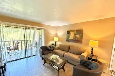 Image de 2-bedroom condo in desirable McCormick Ranch Scottsdale Commuity